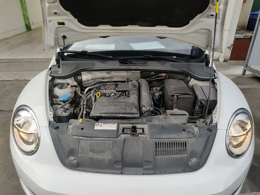 Volkswagen Beetle 2015 180TSI фото 20