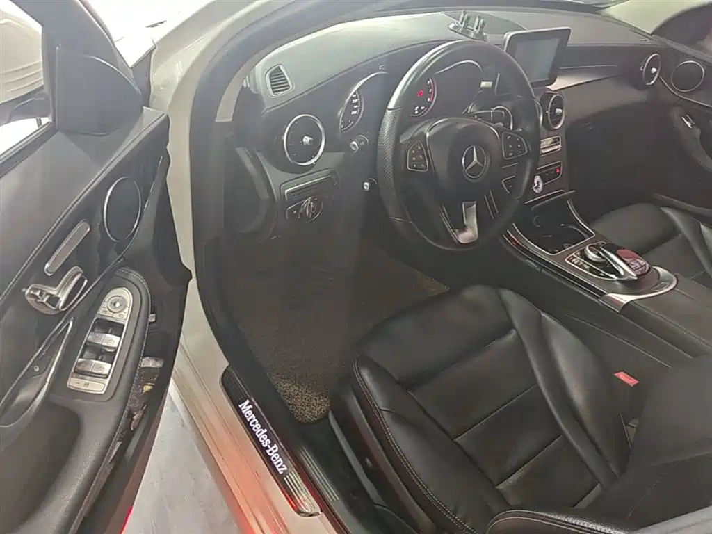 Mercedes-Benz C-Class 2015 C 200 L Sport фото 16