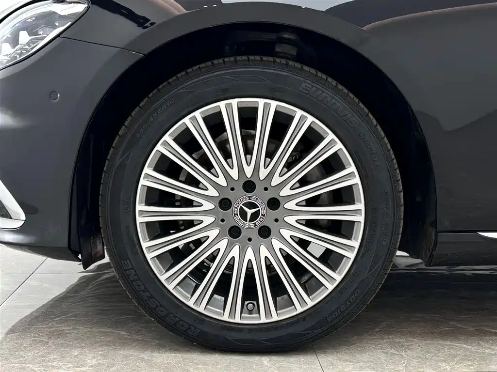 Mercedes-Benz E-Class 2023 Facelift E 300 L Luxury фото 22