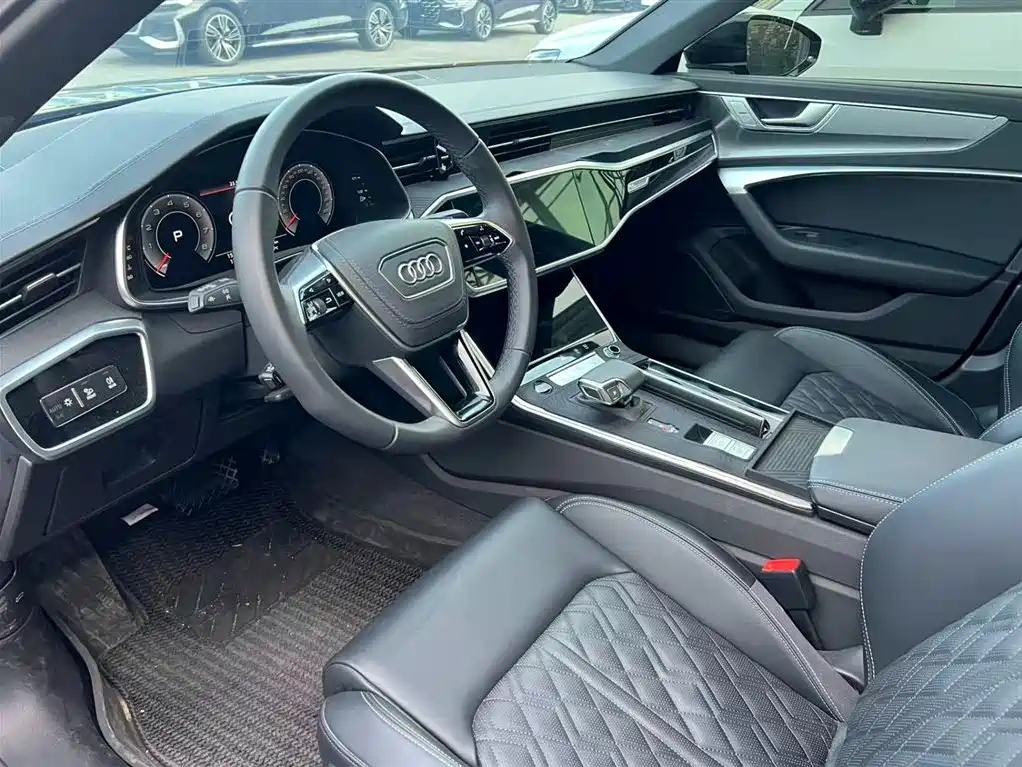 Audi A6L 2025 45 TFSI Premium Sport фото 3