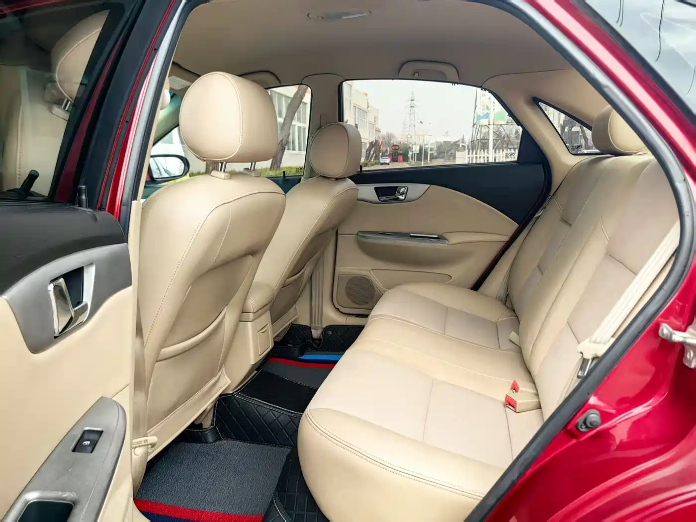 Buick Excelle 2011 1.6LX-AT фото 12
