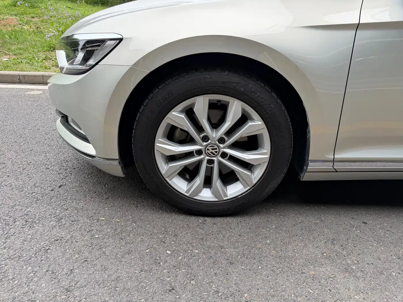 Volkswagen Magotan 2017 330TSI DSG Luxury фото 16