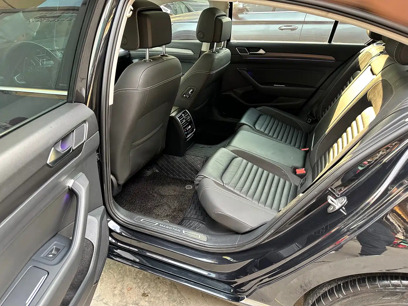 Volkswagen Magotan 2020 330TSI DSG Leading фото 14