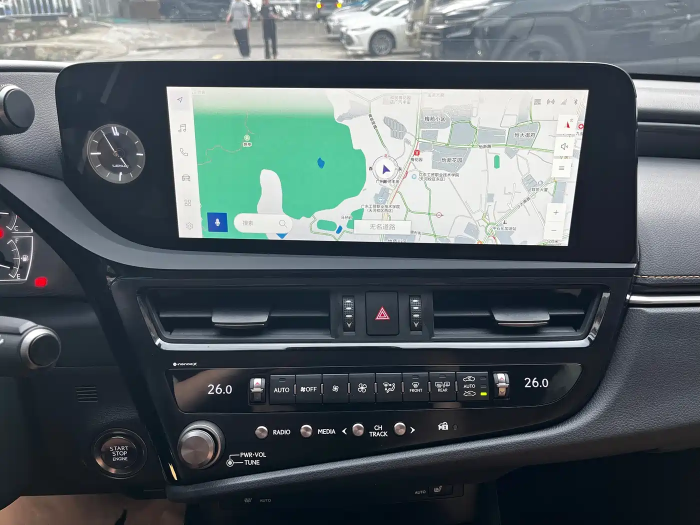 Lexus ES 2022 200 Excellence Edition фото 23