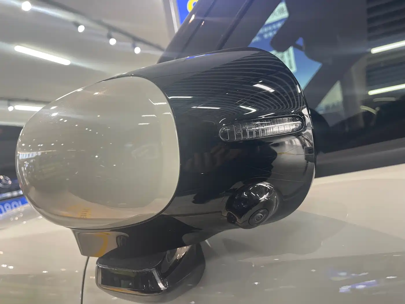 BAOJUN YUE ALSO PLUS