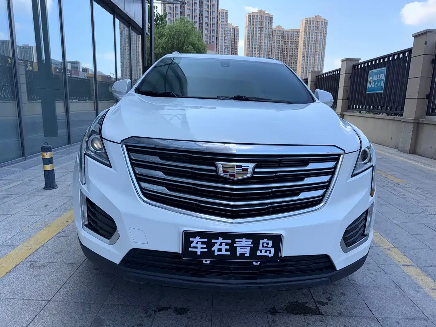 Cadillac XT5 2017 2016 25T Technology Model