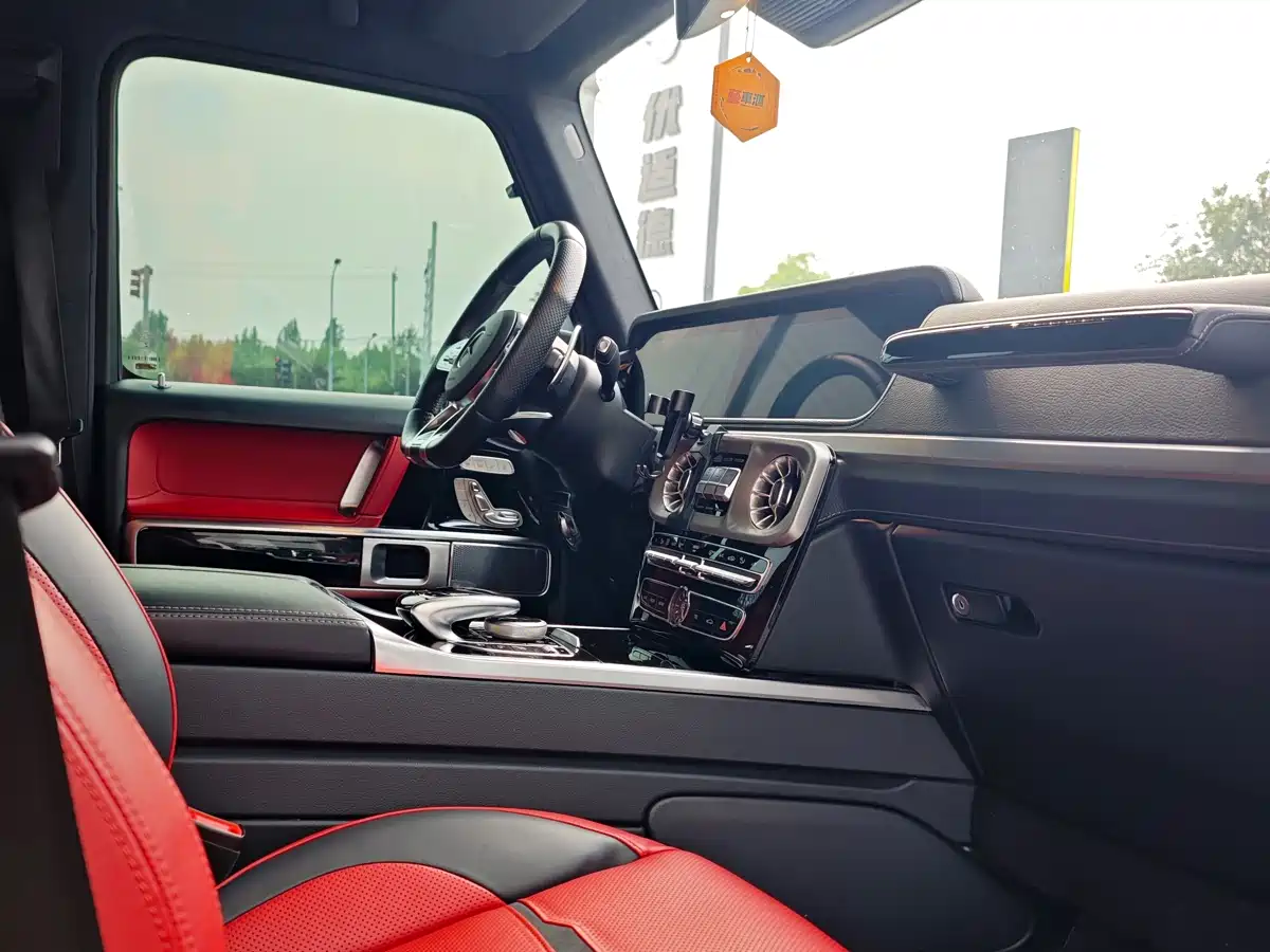 Mercedes-Benz G-Class AMG 2022 AMG G 63 фото 6