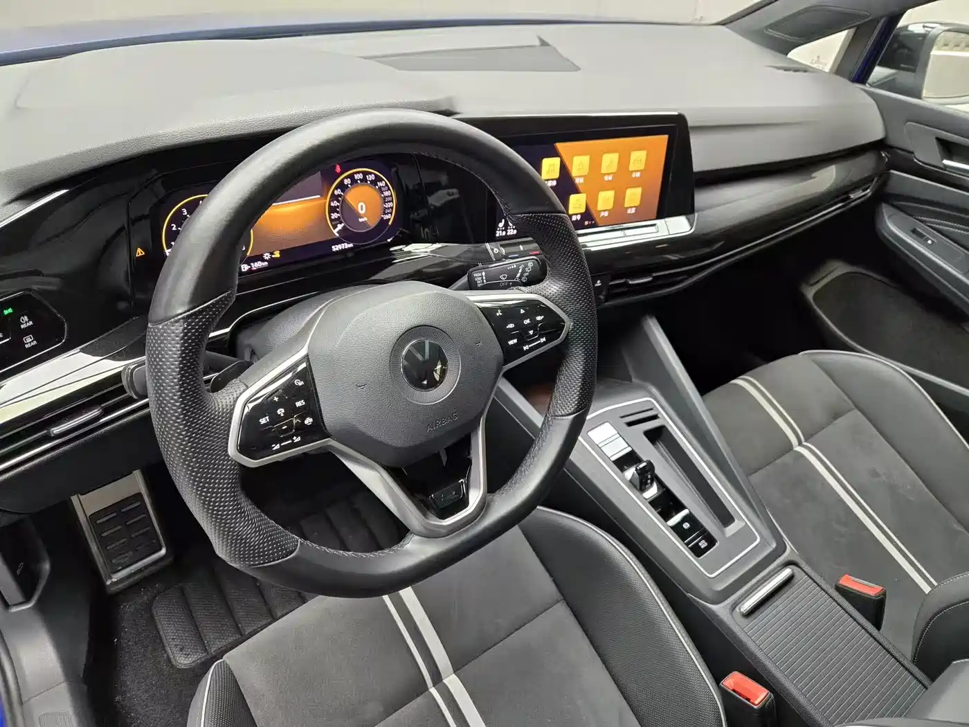 Volkswagen Golf 2021 280TSI DSG R-Line фото 4