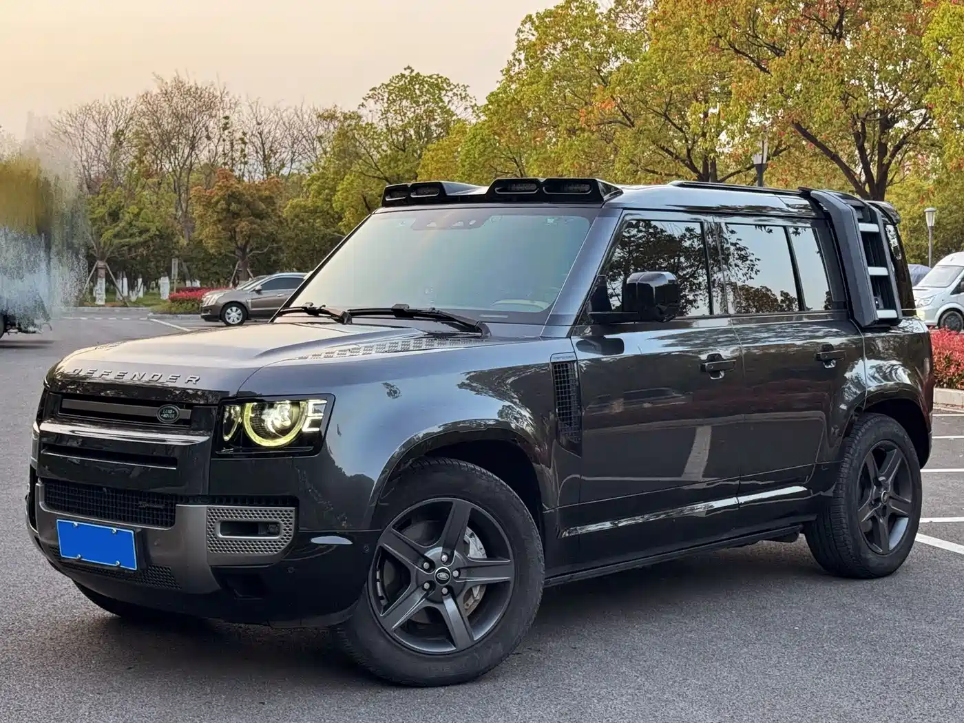 Land Rover Defender 2023 Model 110 3.0T P400 X-DYNAMIC HSE