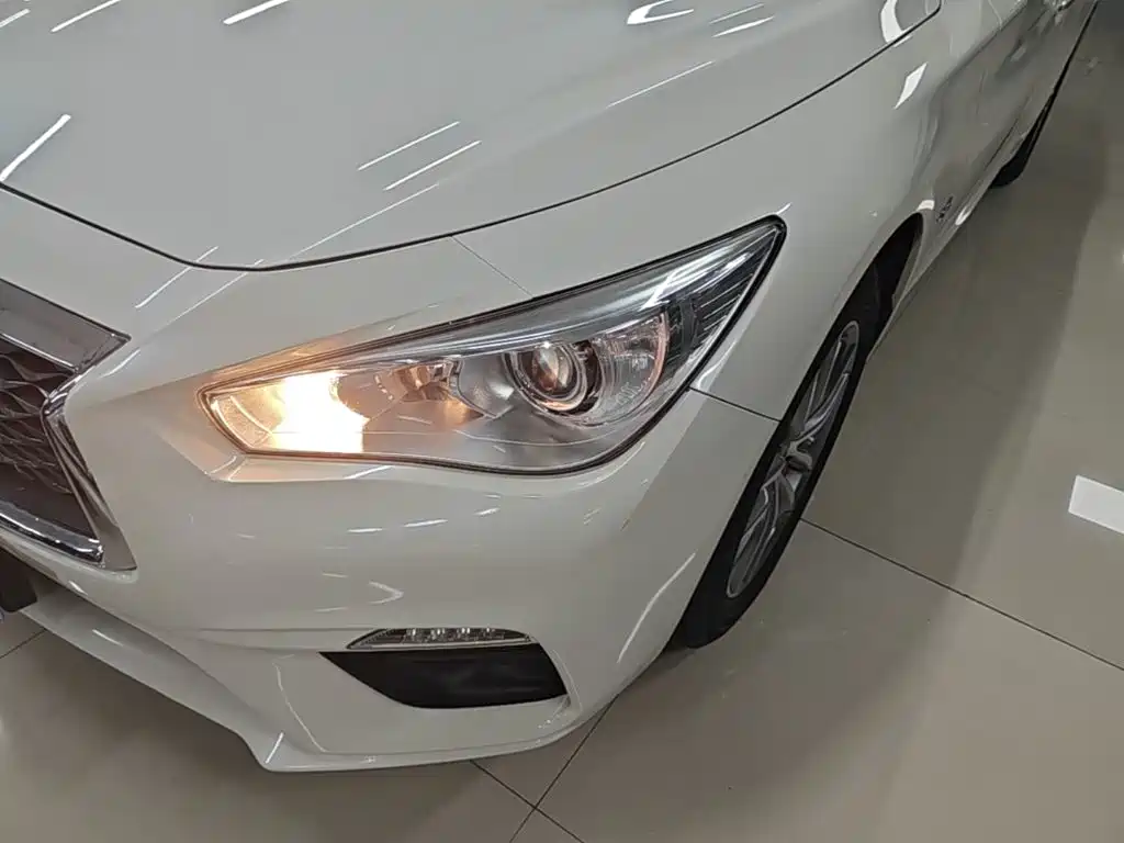 Infiniti Q50L 2021 2018 2.0T Comfort (China VI)