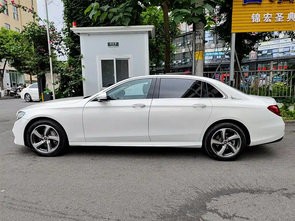 Mercedes-Benz E-Class 2019 Facelift E 300 L Sport Fashion фото 3