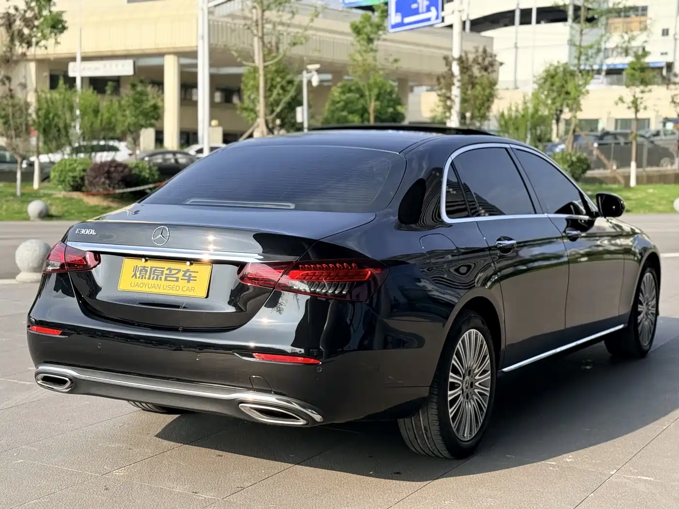 Mercedes-Benz E-Class 2022 Second Facelift E 300 L Luxury фото 7