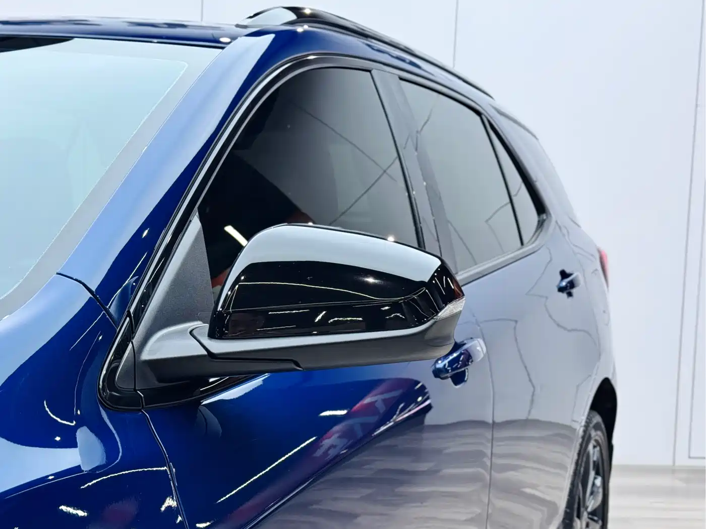 Chevrolet Equinox 2022 Mild Hybrid 550T RS 4WD Intelligent Defense Edition фото 26
