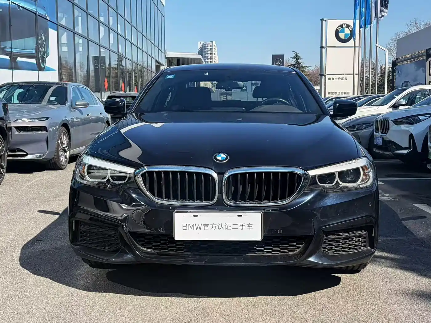 BMW 5 Series 2020 525Li M Sport Package фото 2