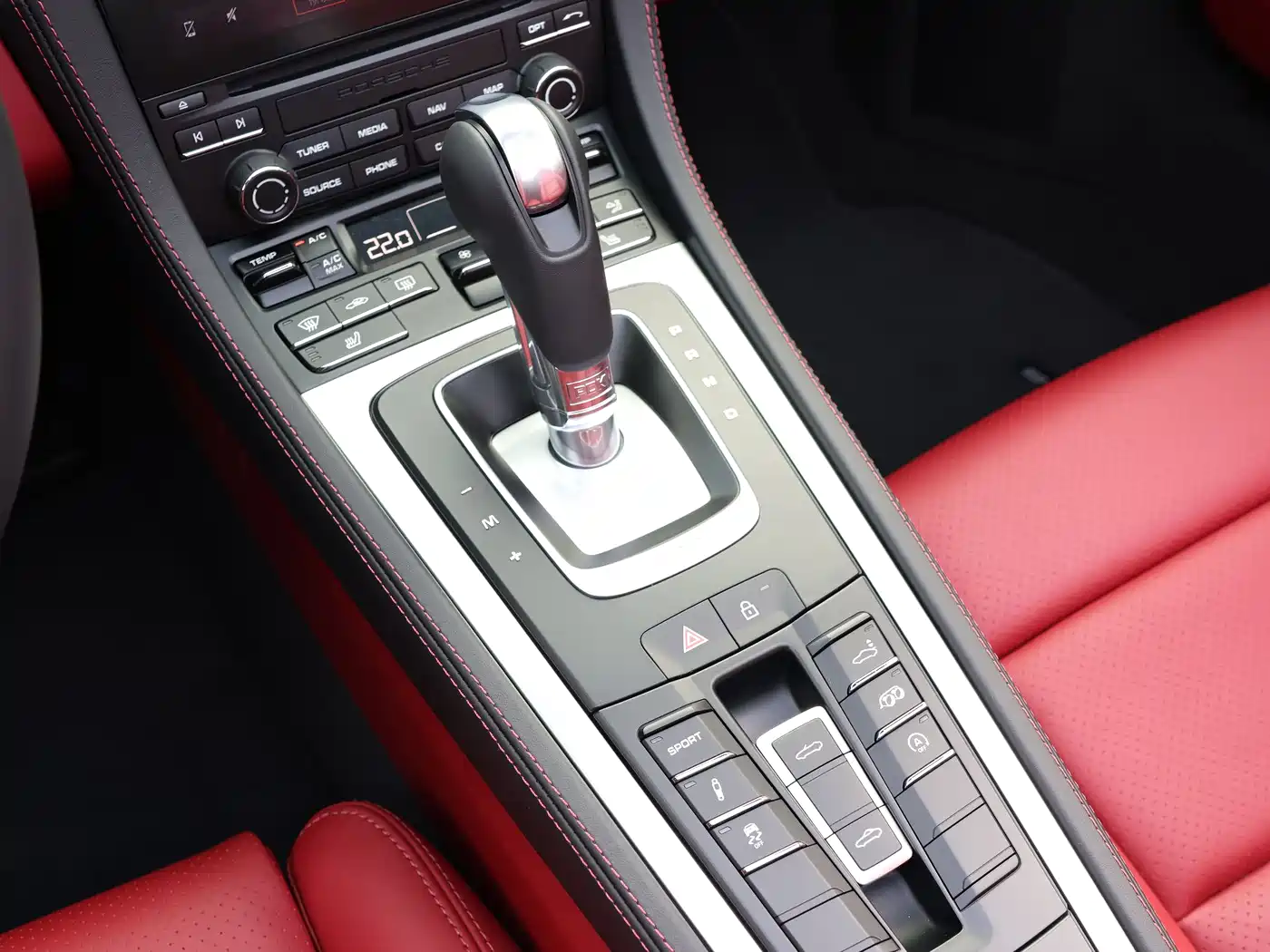 Porsche 718 2022 Boxster T 2.0T фото 6