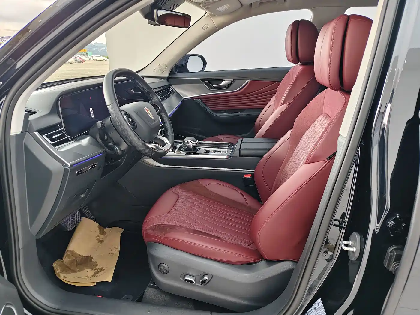 Фото 4 - Hongqi HS5