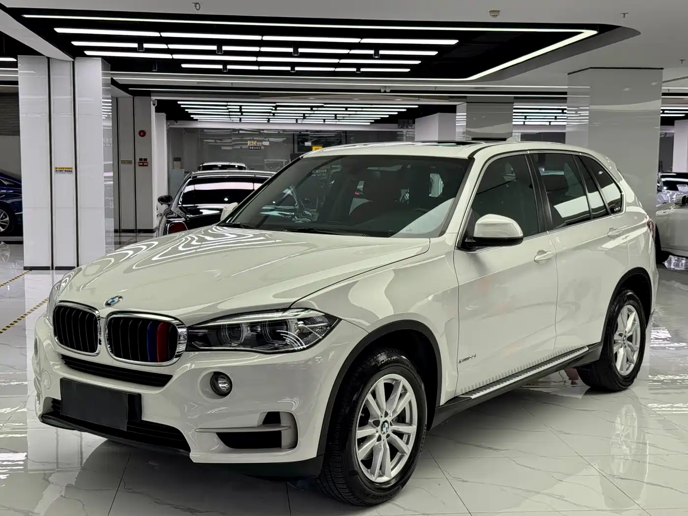BMW X5 (Import) 2018 xDrive35i Elegant Model