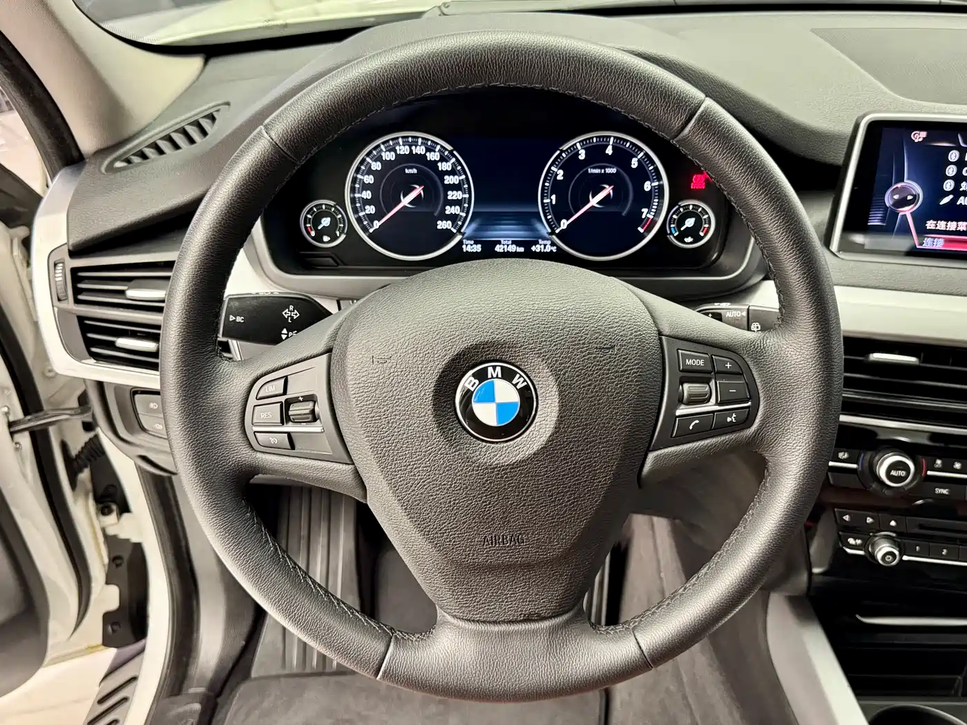 BMW X5 (Import) 2018 xDrive35i Elegant Model фото 8