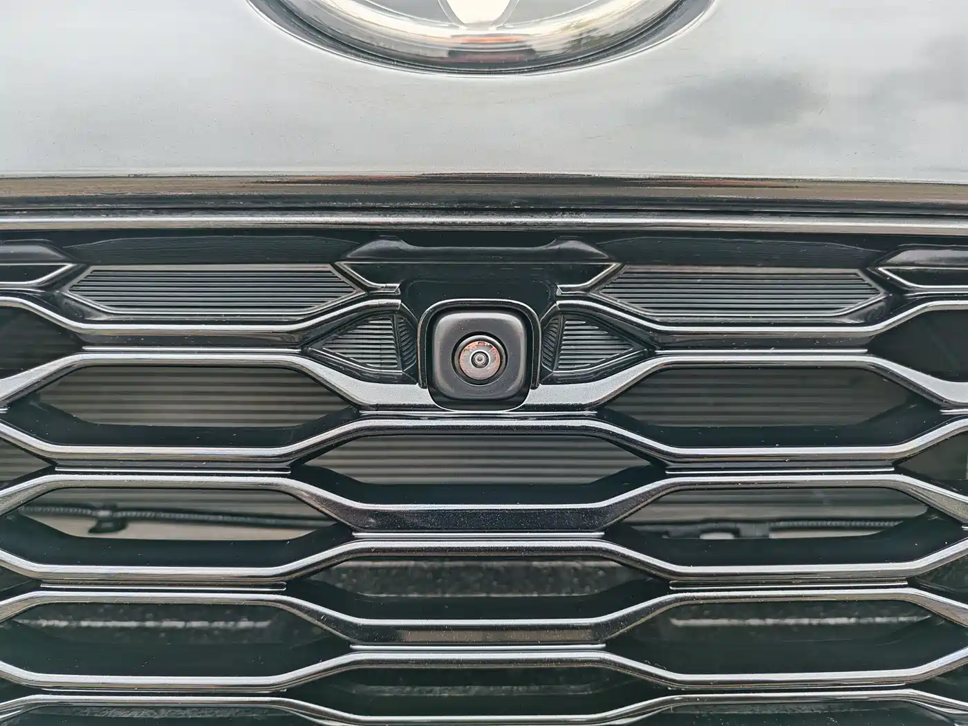 Toyota Wildlander 2024 2.0L CVT 2WD Luxury PLUS Edition фото 12
