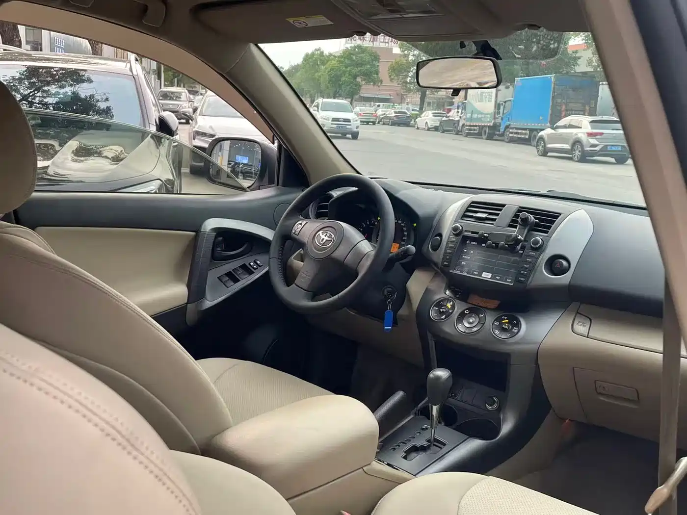 Toyota RAV4 Rongfang 2013 Special Edition 2.0L Auto Classic фото 6