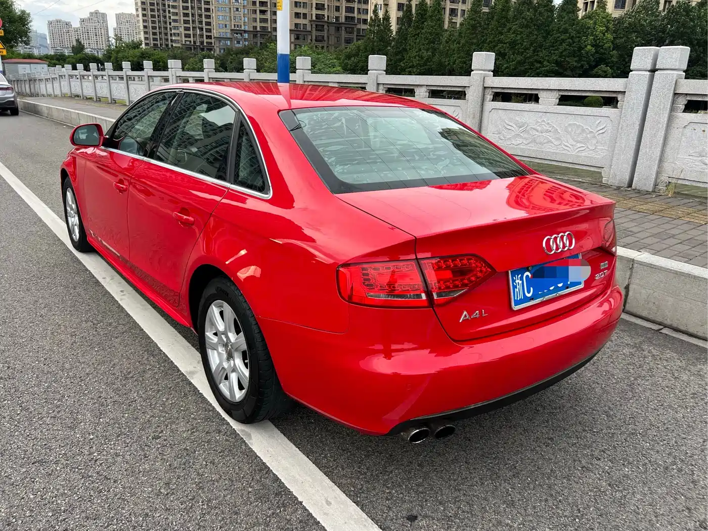 Фото 4 - Audi A4L