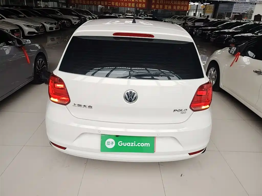 Volkswagen Polo 2016 1.6L Automatic Comfort фото 6