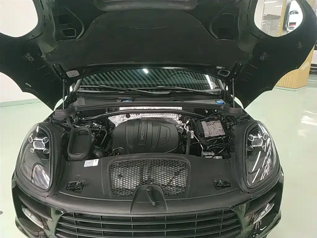 Porsche Macan 2018 Macan 2.0T фото 20