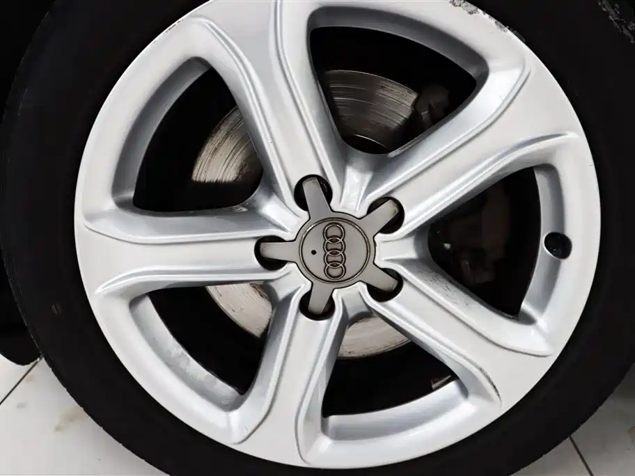 Audi A4L 2015 35 TFSI Auto Standard фото 15