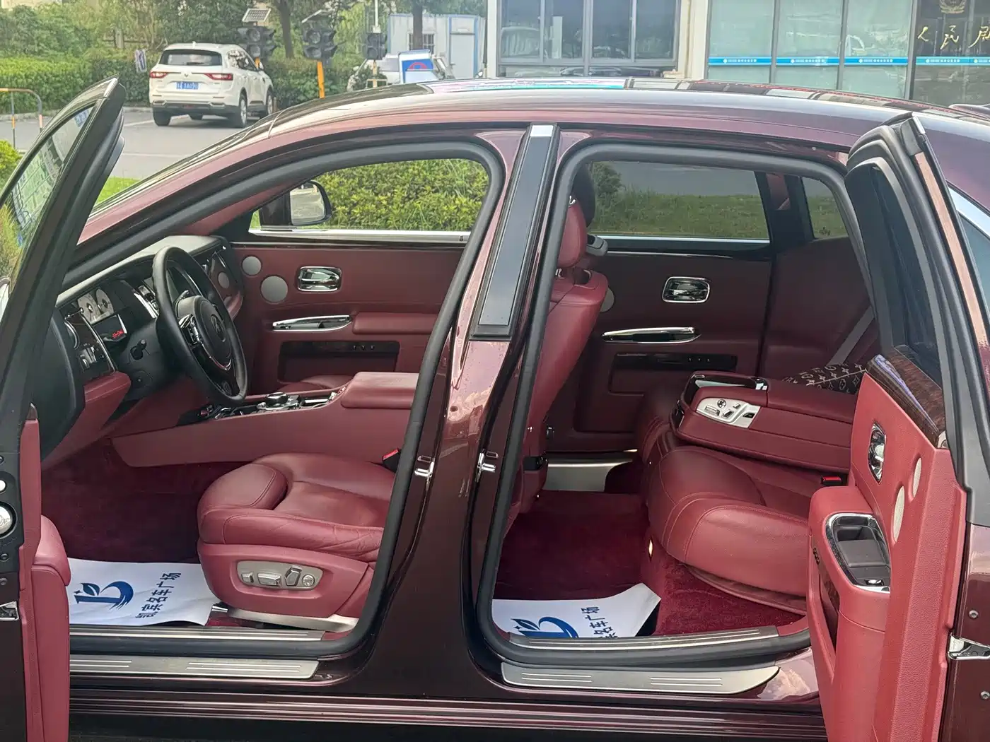Фото 18 - Rolls-Royce Ghost