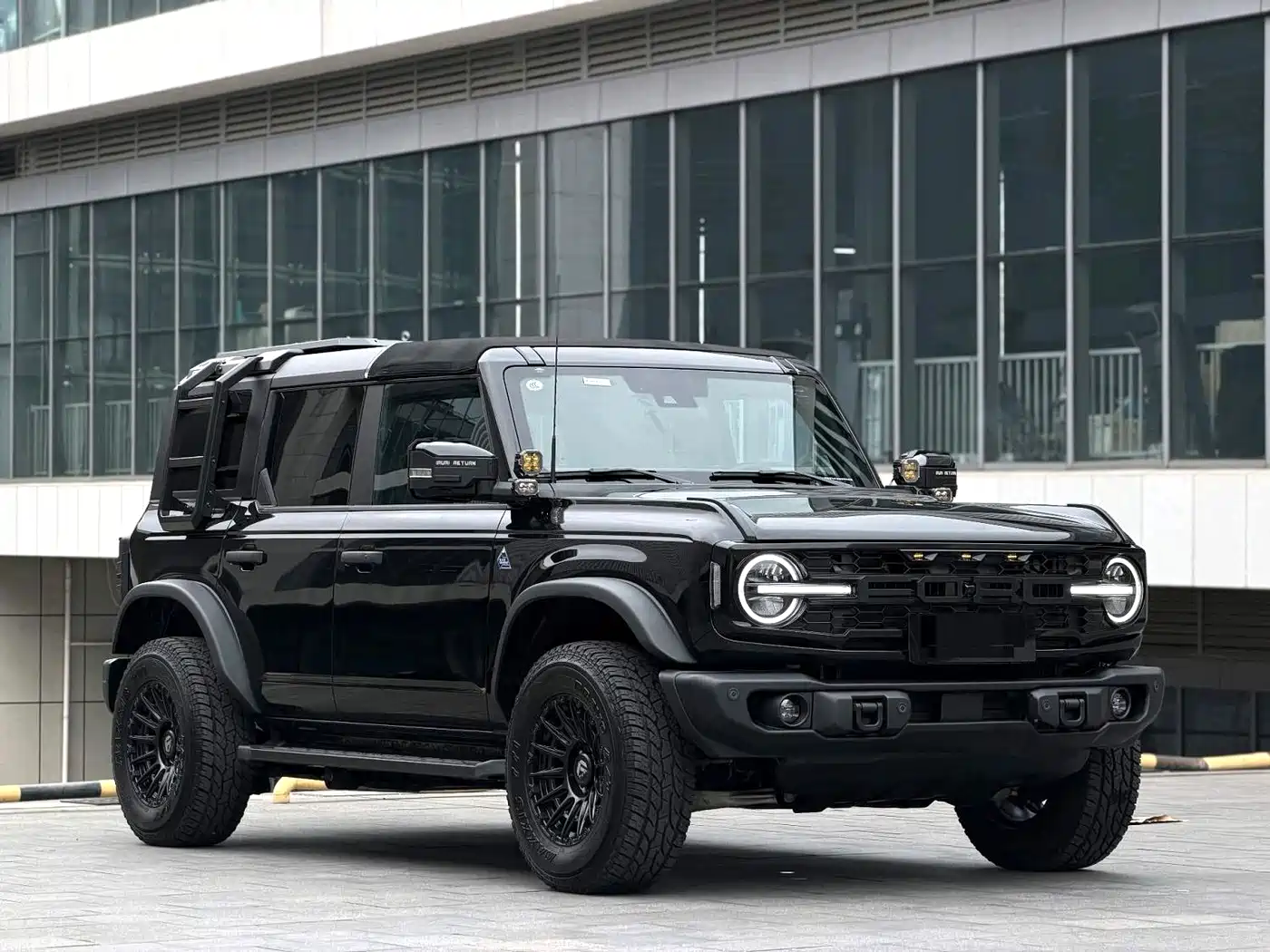 Ford Bronco 2024 2.3T Black Diamond фото 4