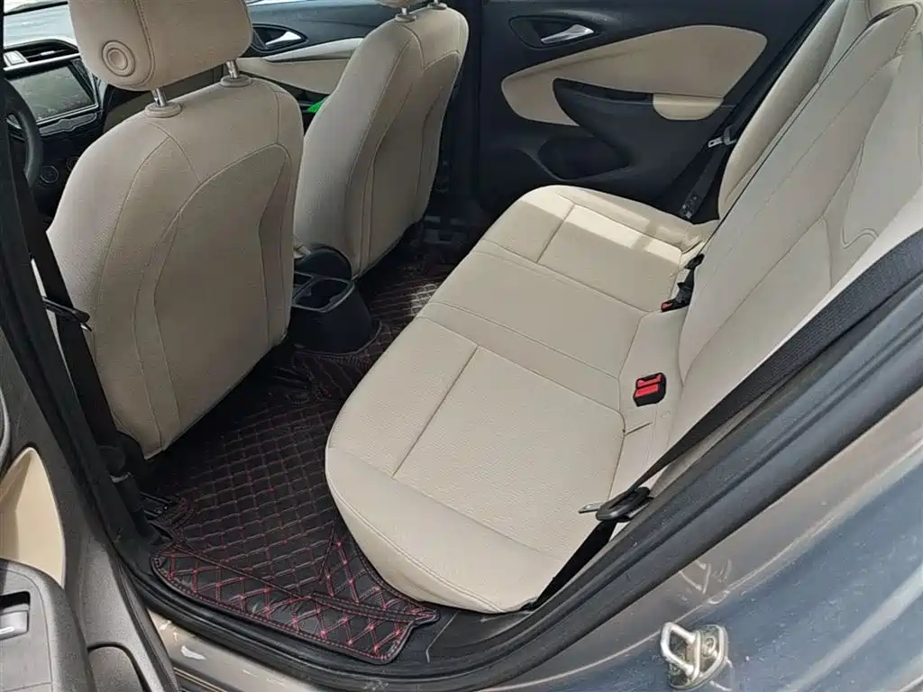 Buick Excelle 2018 15N CVT Elite фото 17