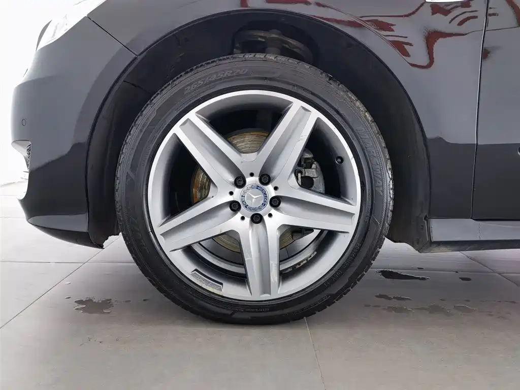 Mercedes-Benz R-Class 2017 R 400 4MATIC Collector's Edition фото 17