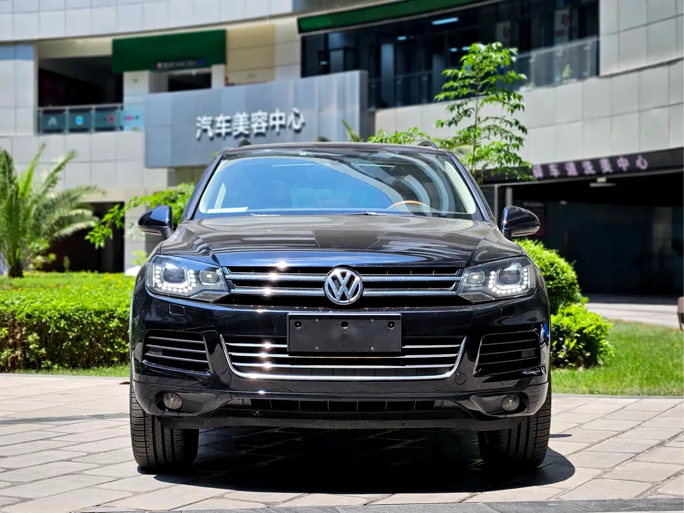 Volkswagen Touareg 2011 3.0TSI Comfort фото 3
