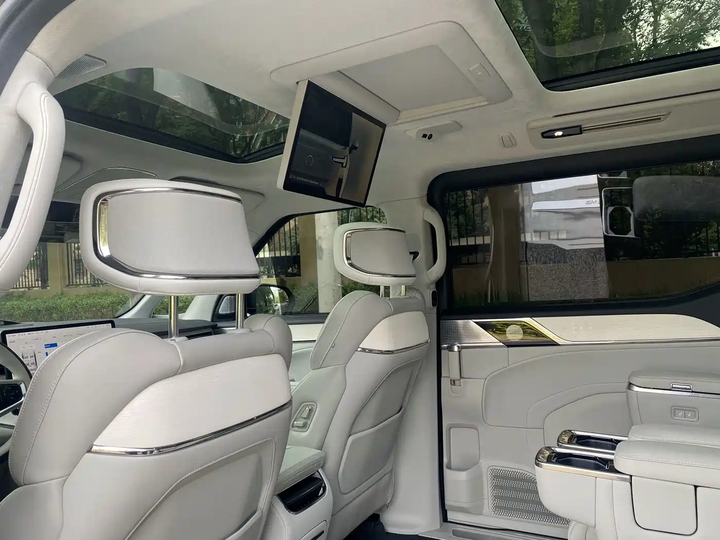 Volvo EM90 2025 2025 Ultra Six-Seater