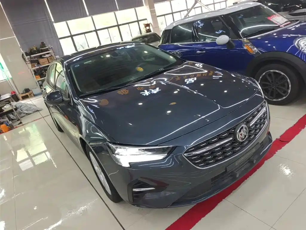 BUICK REGAL