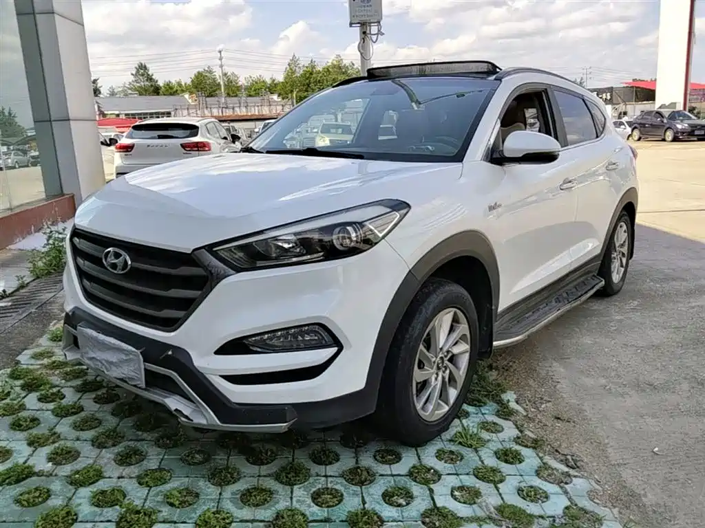 Hyundai Tucson 2015 1.6T Dual Clutch 2WD Smart