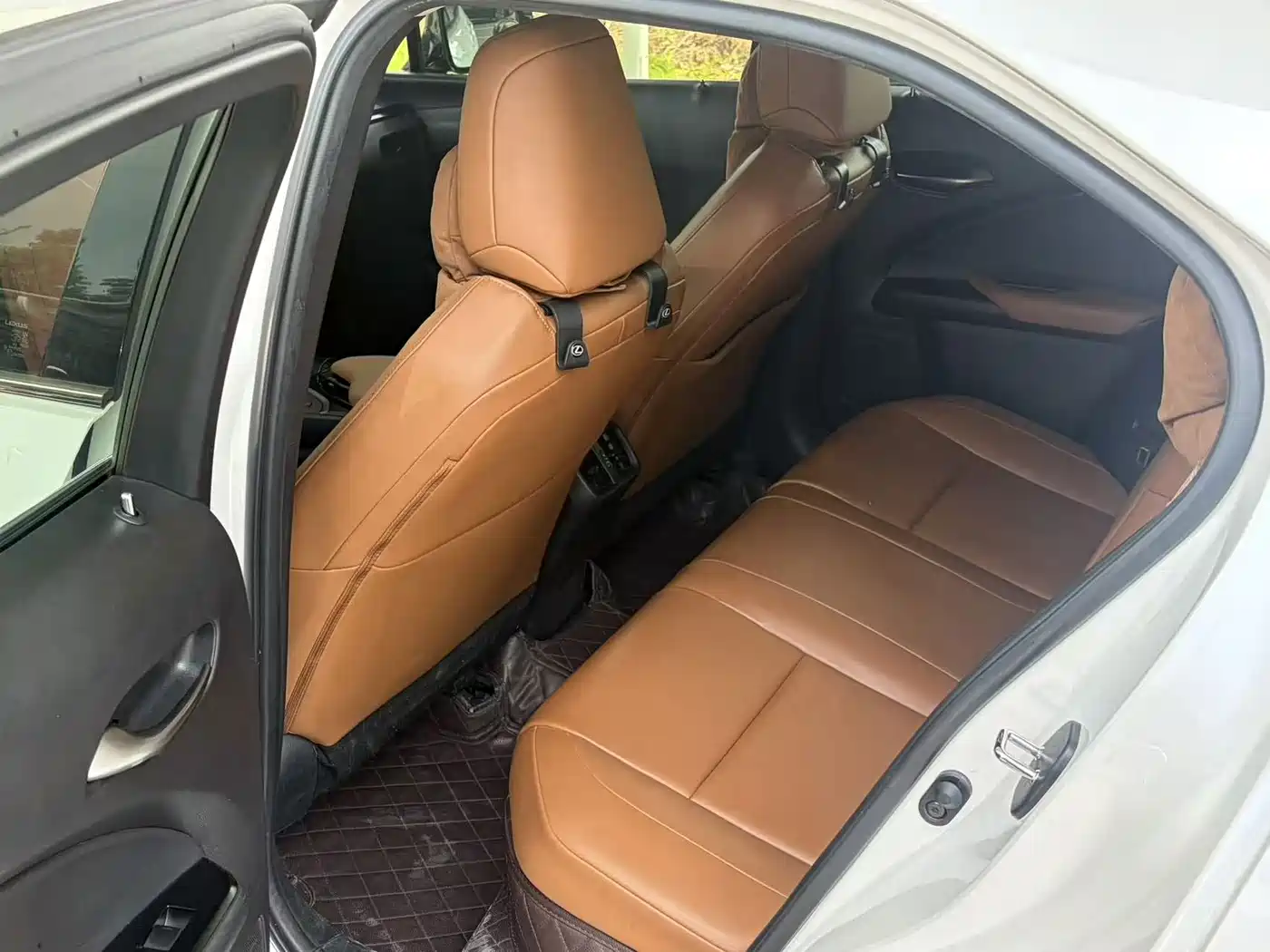 Lexus UX 2019 2020 260h Explore Cool Edition