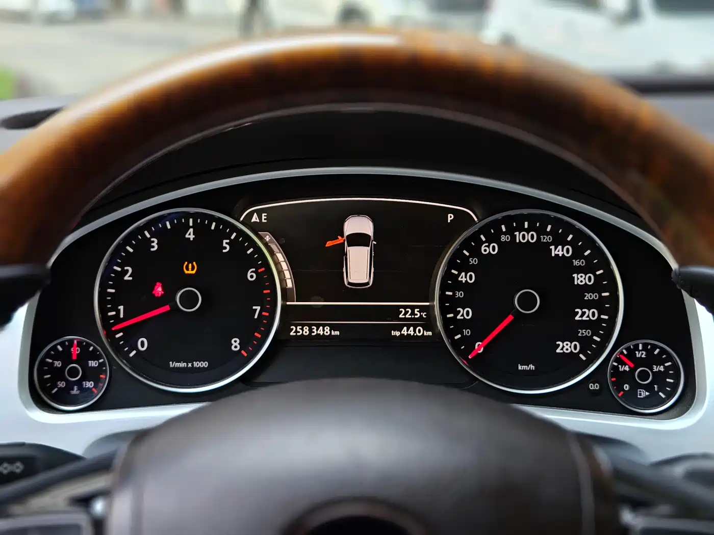 Volkswagen Touareg 2011 3.0TSI Comfort фото 8