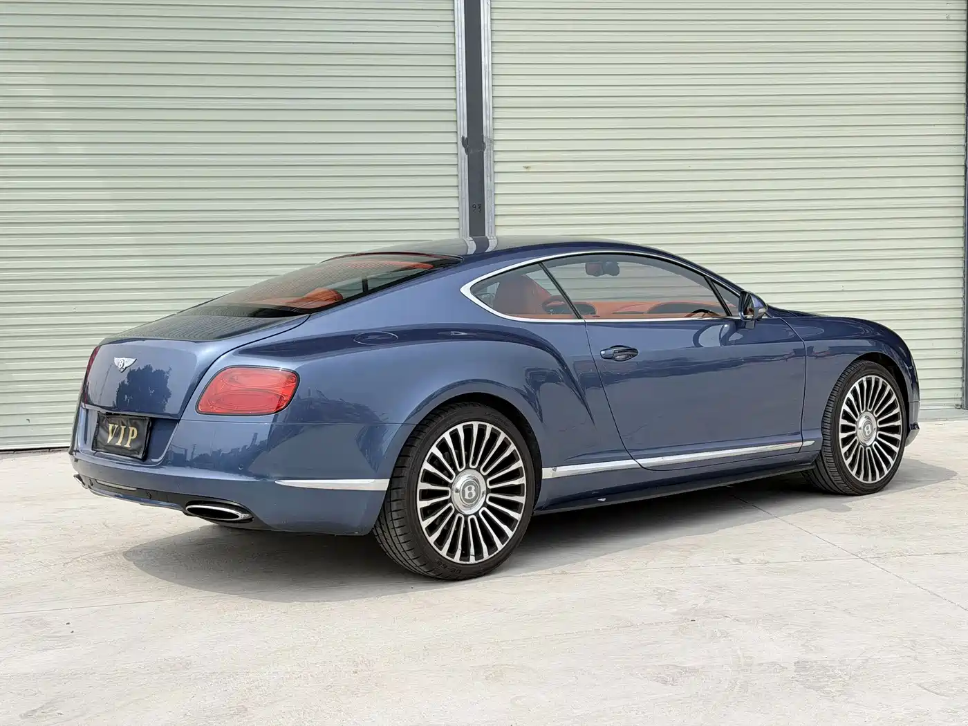 Bentley Continental 2012 6.0T GT W12 фото 9
