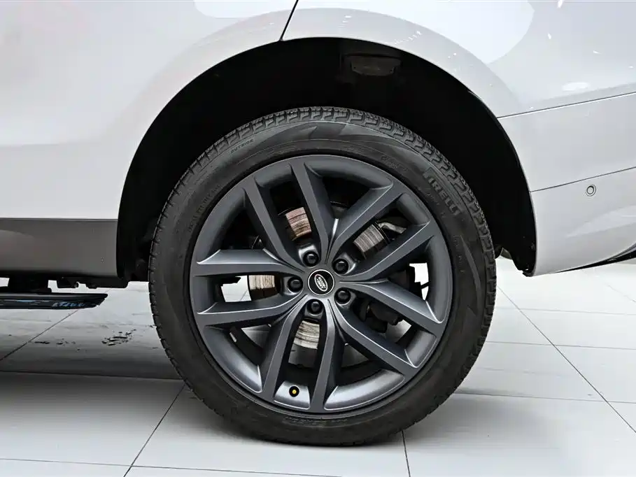 Land Rover Range Rover Sport 2023 400PS Dynamic SE фото 35