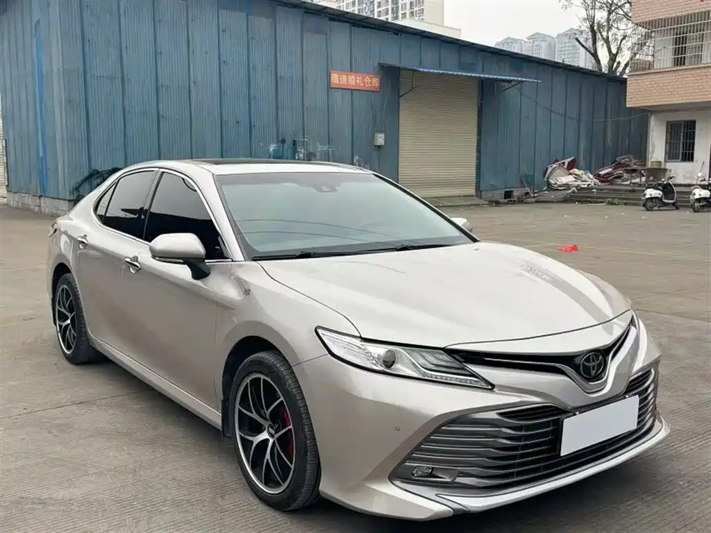 Toyota Camry 2019 2.0G Luxury (China V) фото 4