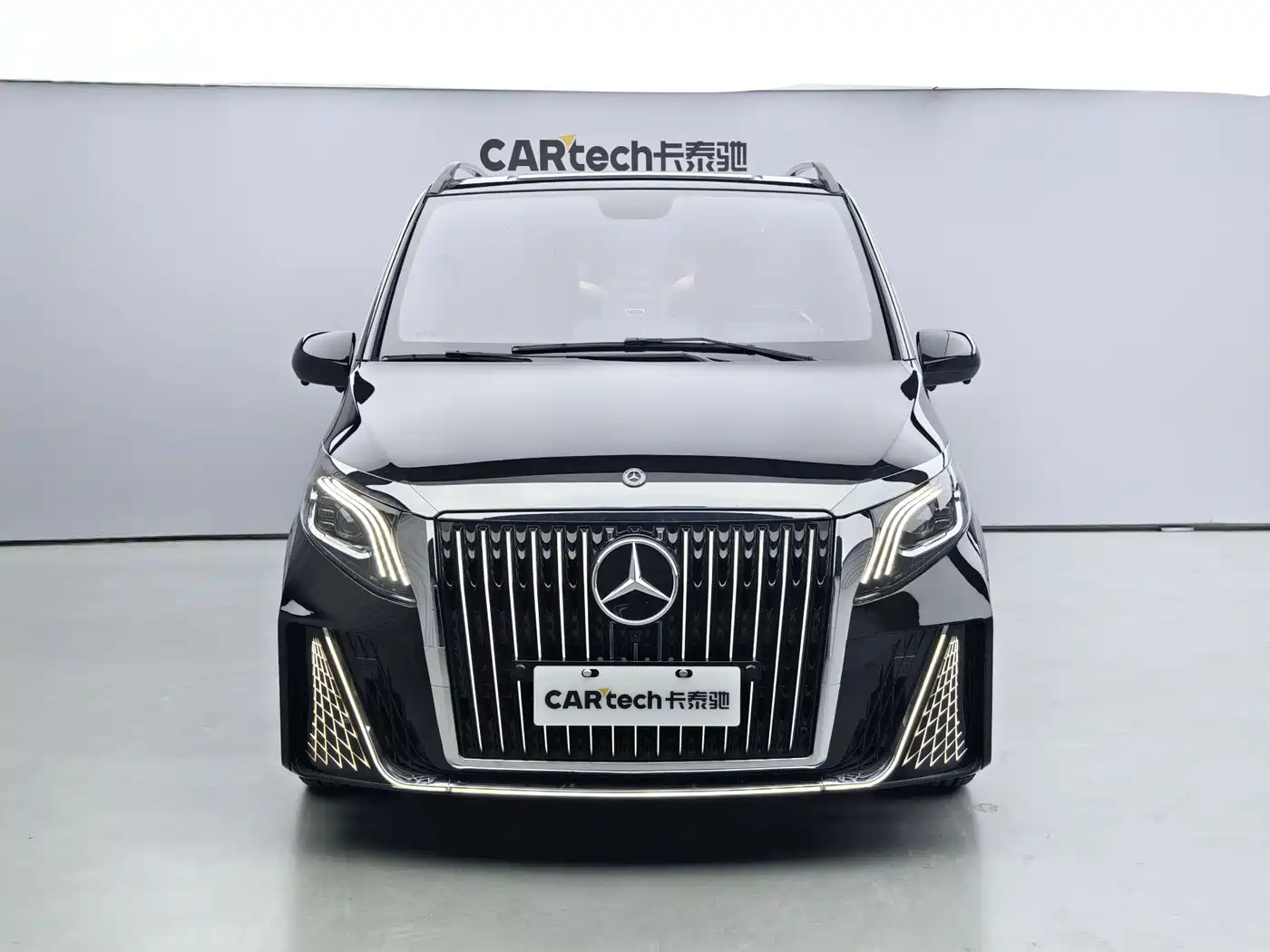 Mercedes-Benz Vito 2021 2.0T Business Edition 7-seater фото 2