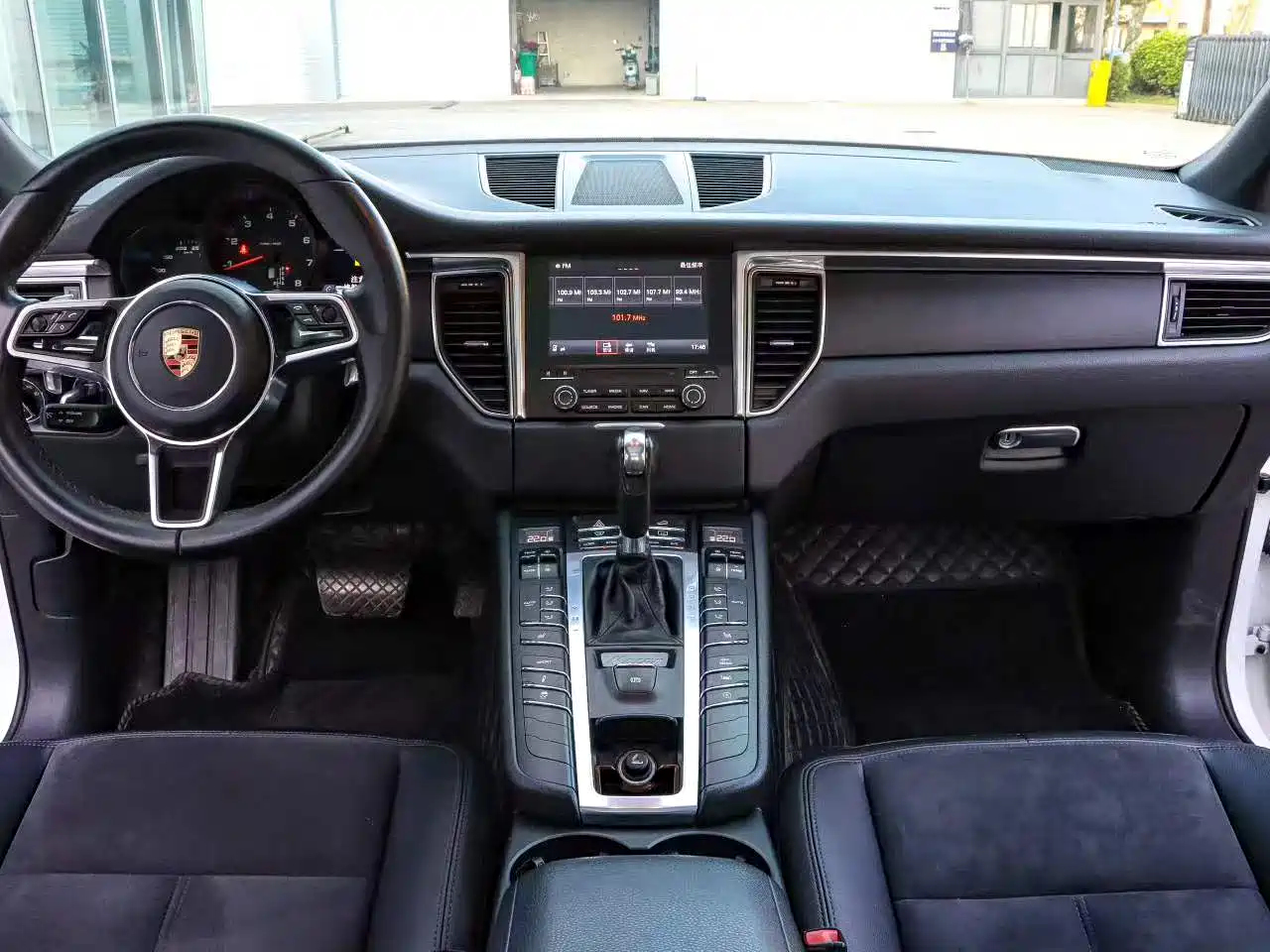 Porsche Macan 2017 Macan 2.0T фото 5