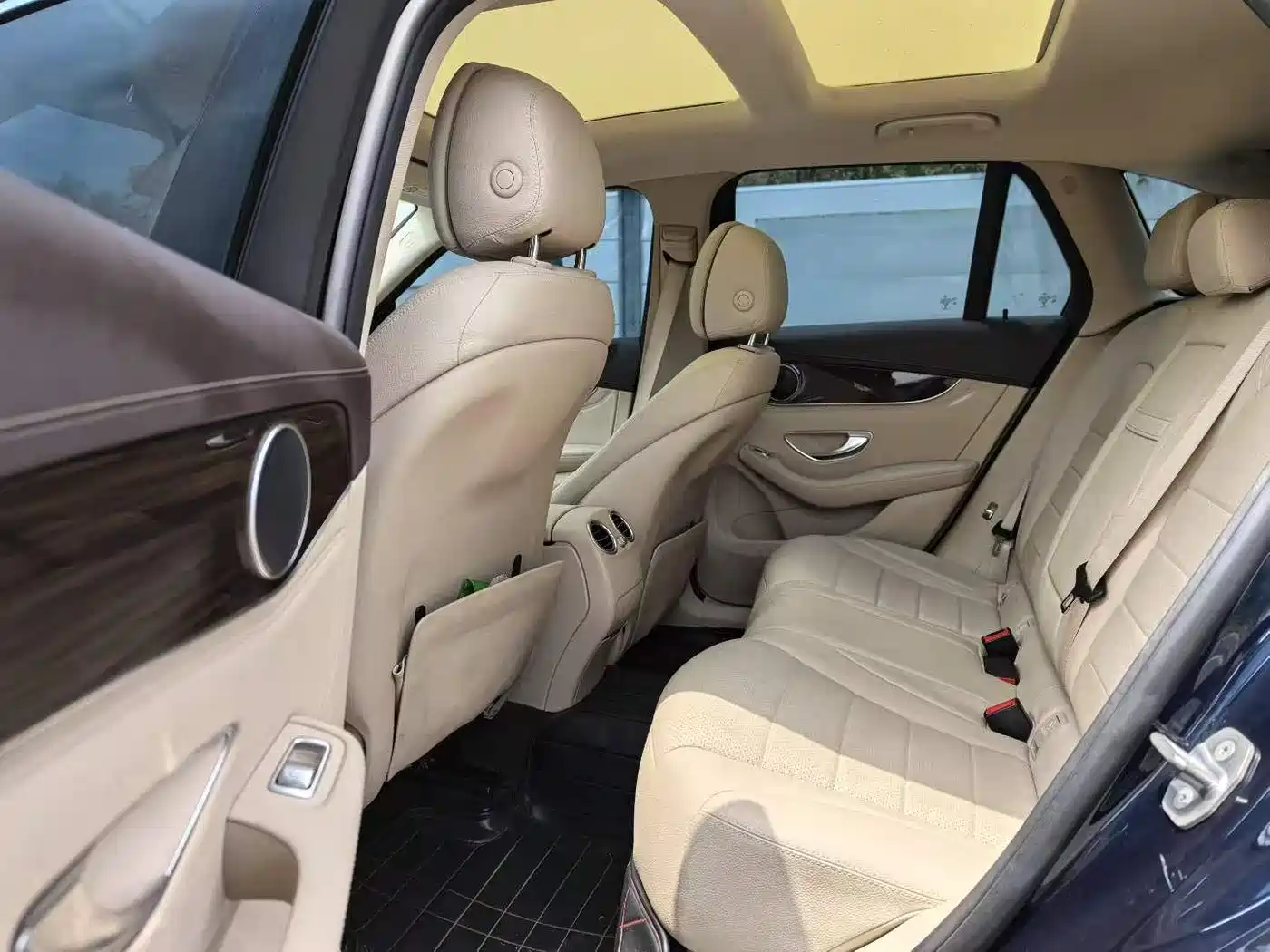 Mercedes-Benz GLC 2017 GLC 260 4MATIC Luxury фото 5