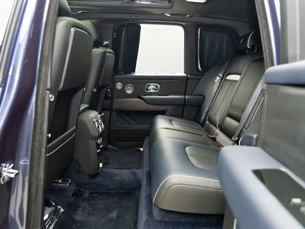 Rolls-Royce Cullinan 2019 2018 5-Seater Version