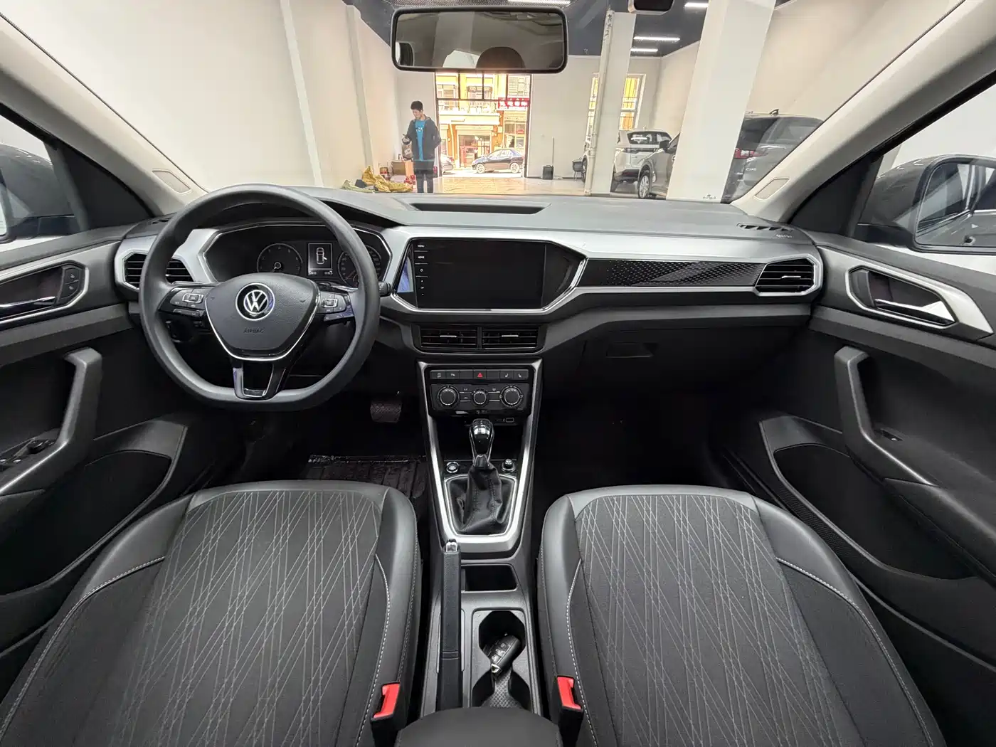 Volkswagen T-Cross 2021 280TSI DSG Comfort Edition фото 16