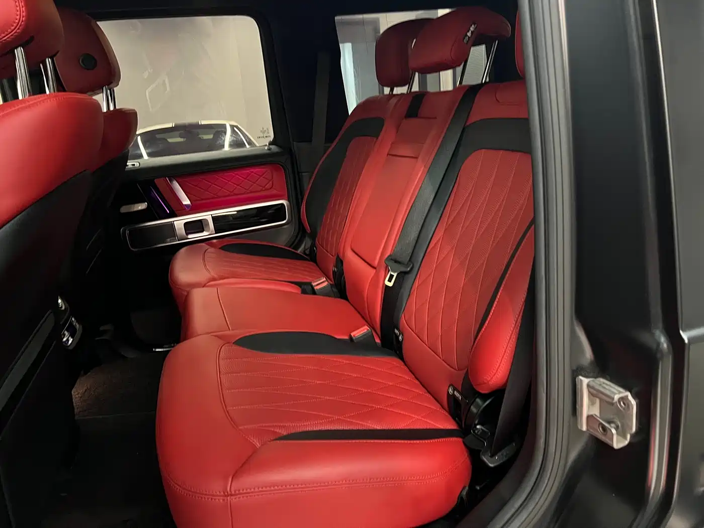 Mercedes-Benz G-Class AMG 2023 AMG G 63 фото 9