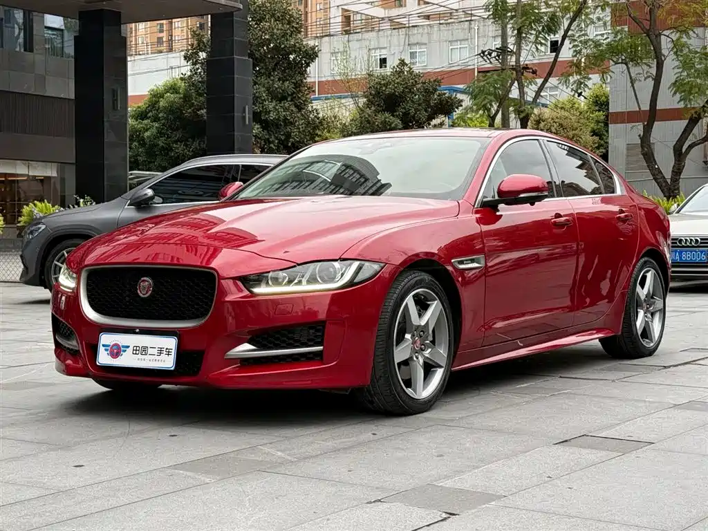 Jaguar XE 2017 2017 2.0T 200PS R-Sport
