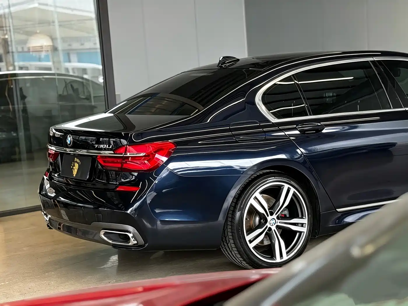 BMW 7 Series 2017 730Li Luxury Edition фото 10