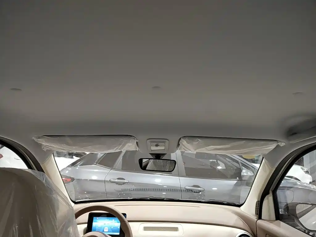 Wuling Motors Hongguang MINIEV 2026 2025 4-Door Advanced